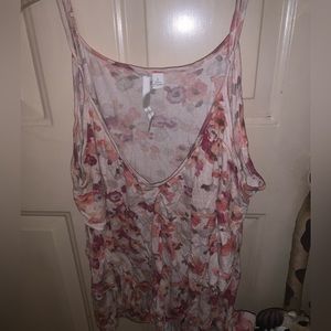 Floral tank size Large